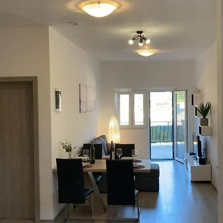 Apartman Ema