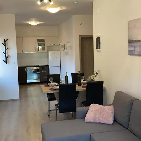 Apartman Ema