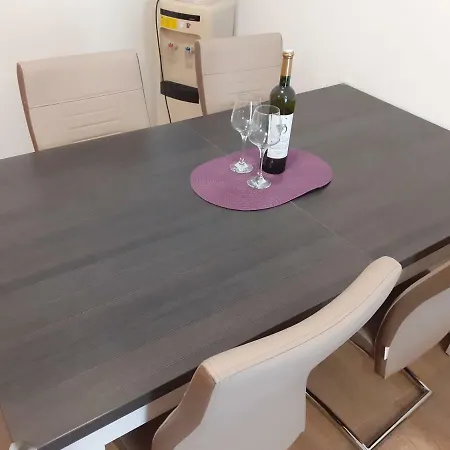 Apartman Ema